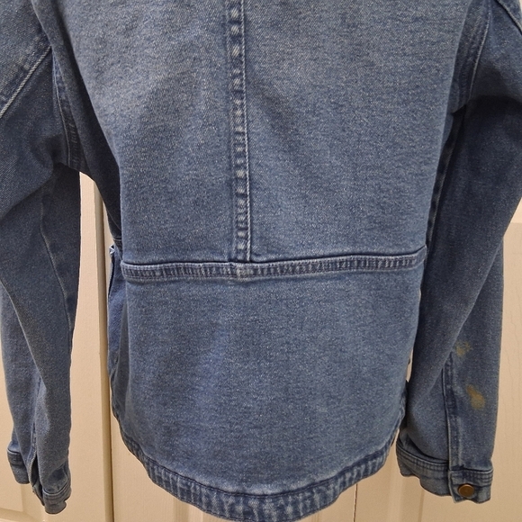 Blue Denim Jacket with Floral Embroidery        Size L - Picture 7 of 14